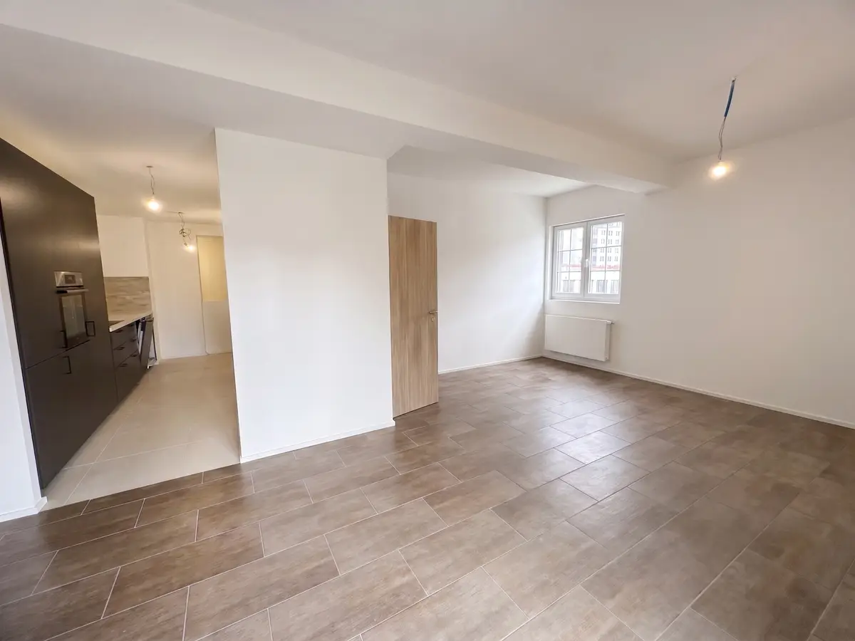 Duplex entièrement rénové à vendre à Gimel