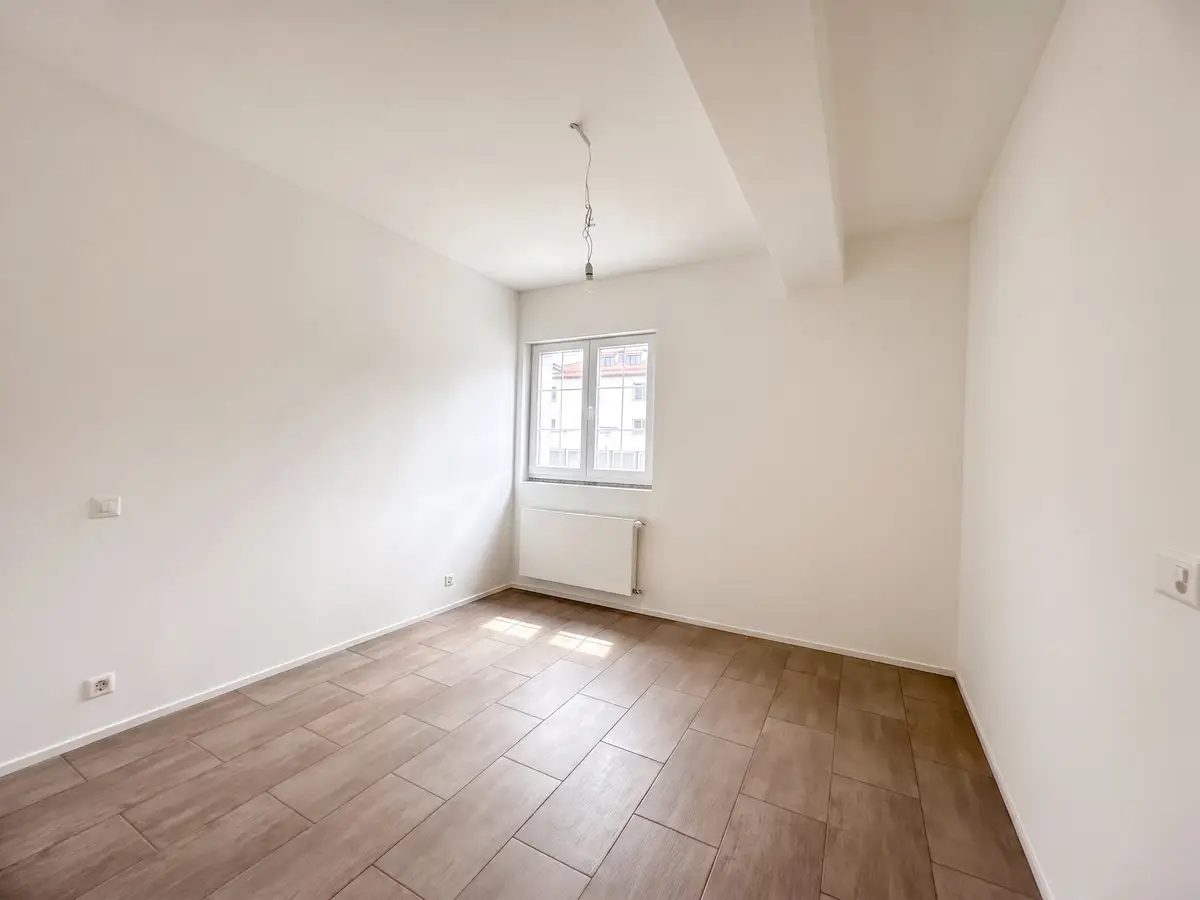 Duplex entièrement rénové à vendre à Gimel