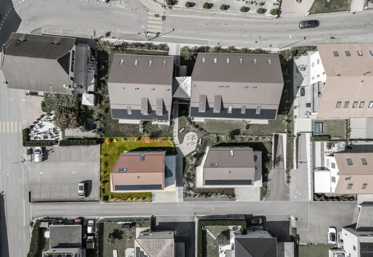 Très belle villa neuve au coeur du village & à deux pas du lac!