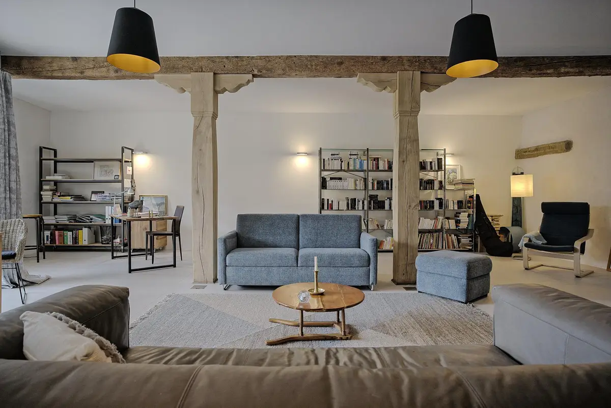 Immeuble historique entièrement rénové comprenant 3 appartements