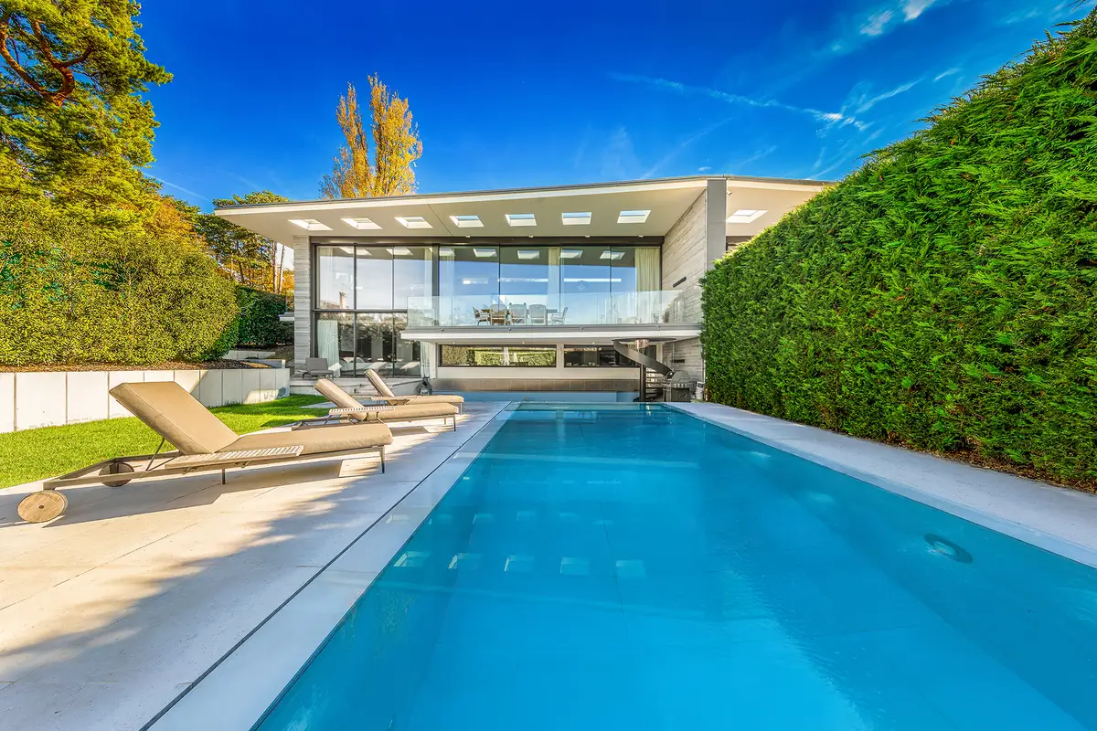 Villa contemporaine d’exception – Accès privé au lac