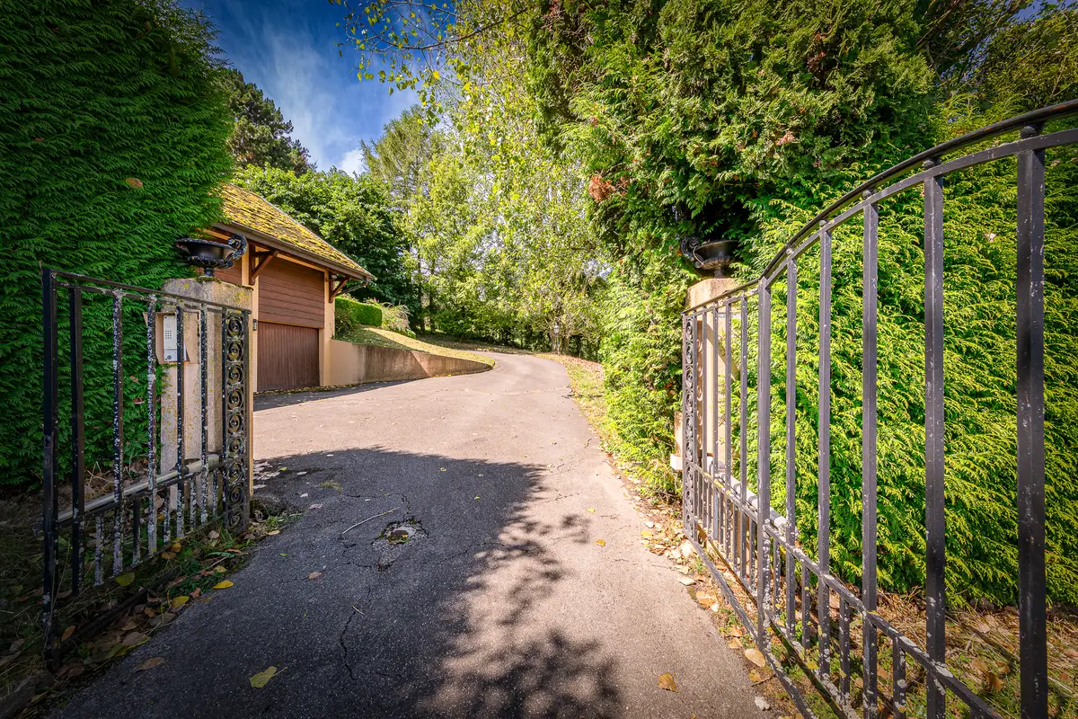 Élégance & Nature : Villa Familiale de Charme au Cœur d’un Écrin Bucolique