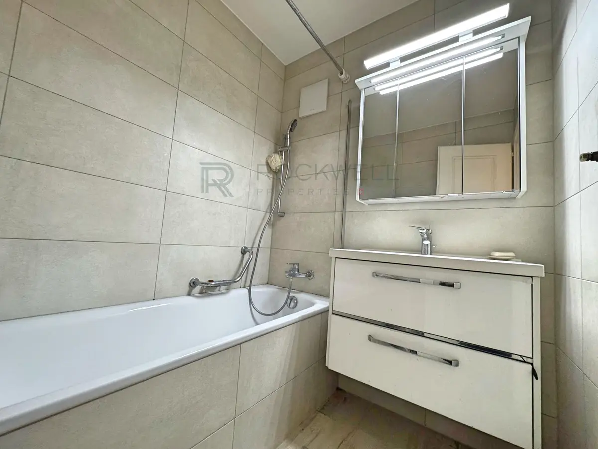 Yverdon centre - Appartement de 3,5 pièces avec parking extérieur