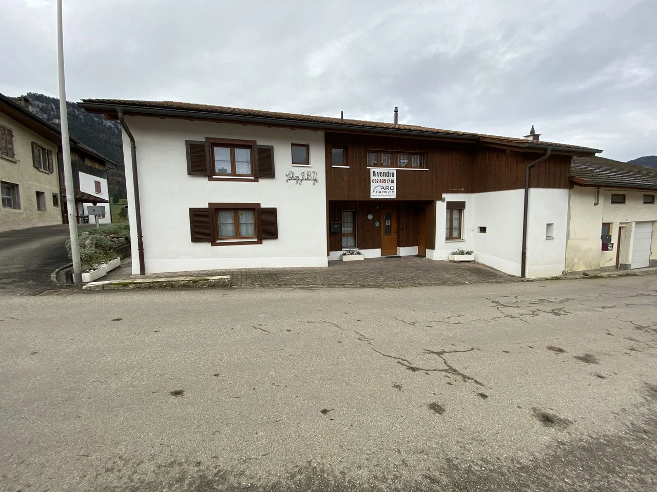 Maison villageoise neuve