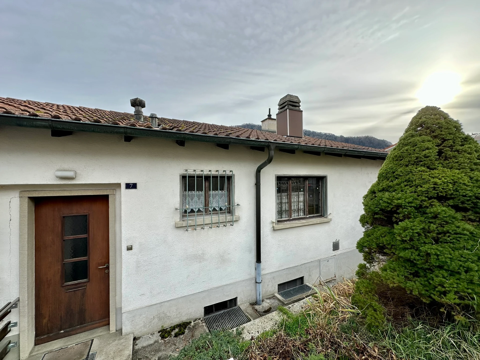 Maison mitoyenne à rénover