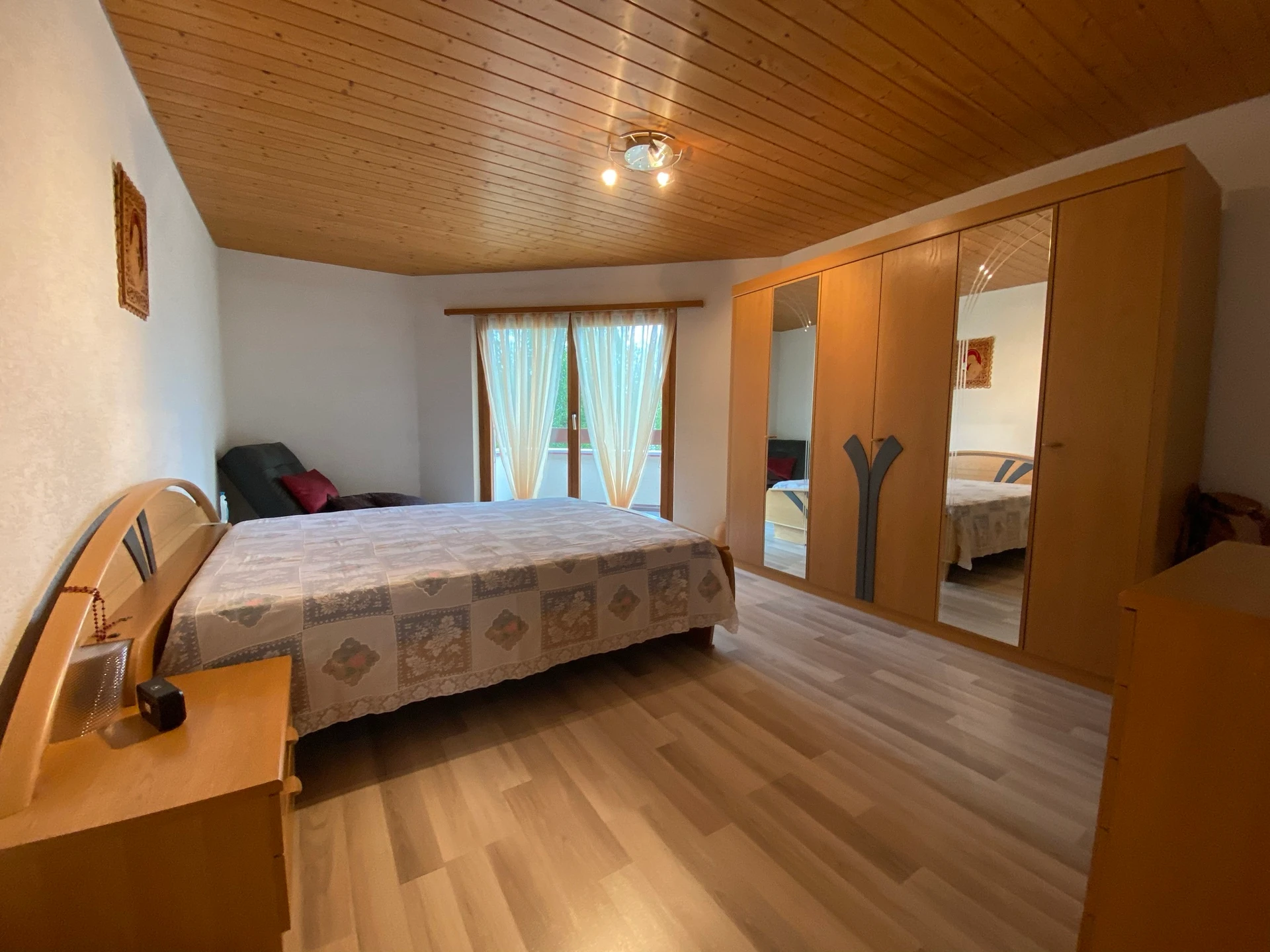 Appartement de 5.5 pièces en attique