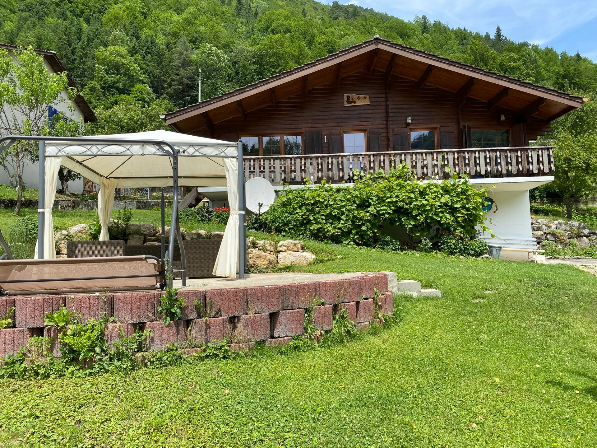 Maison individuelle style chalet