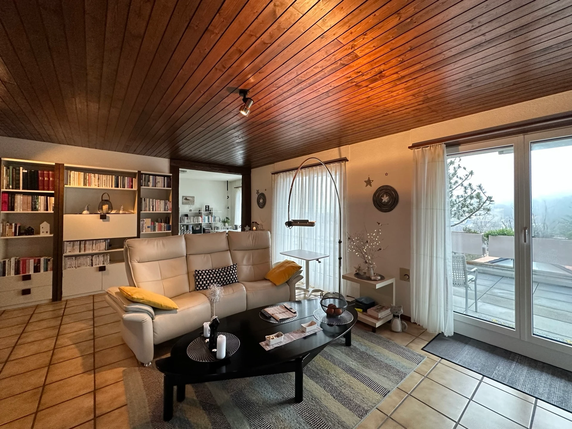 Grand appartement de 4.5 pièces en PPE