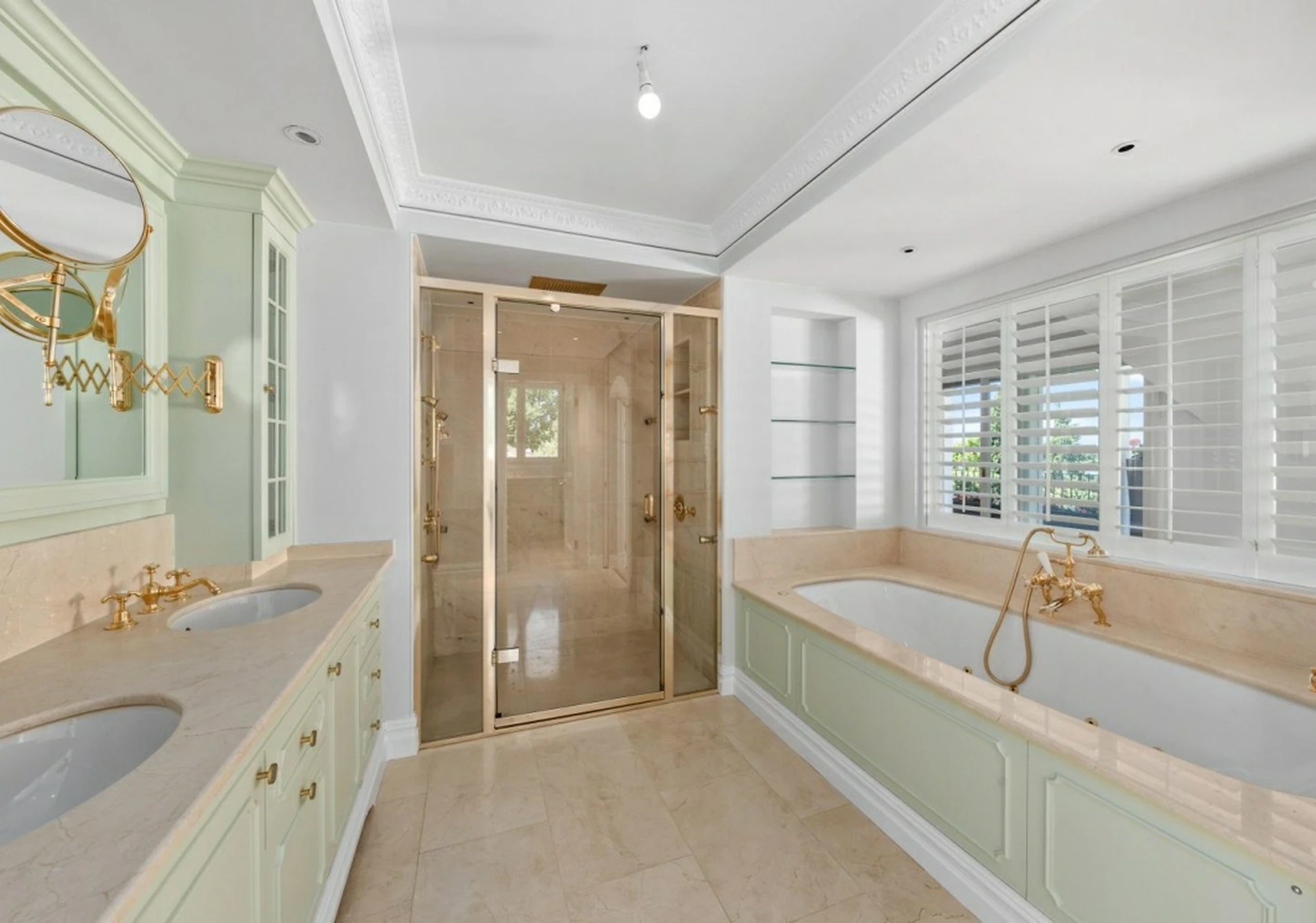 Villa d’exception avec vue lac, piscine et prestations haut de gamme à Cologny