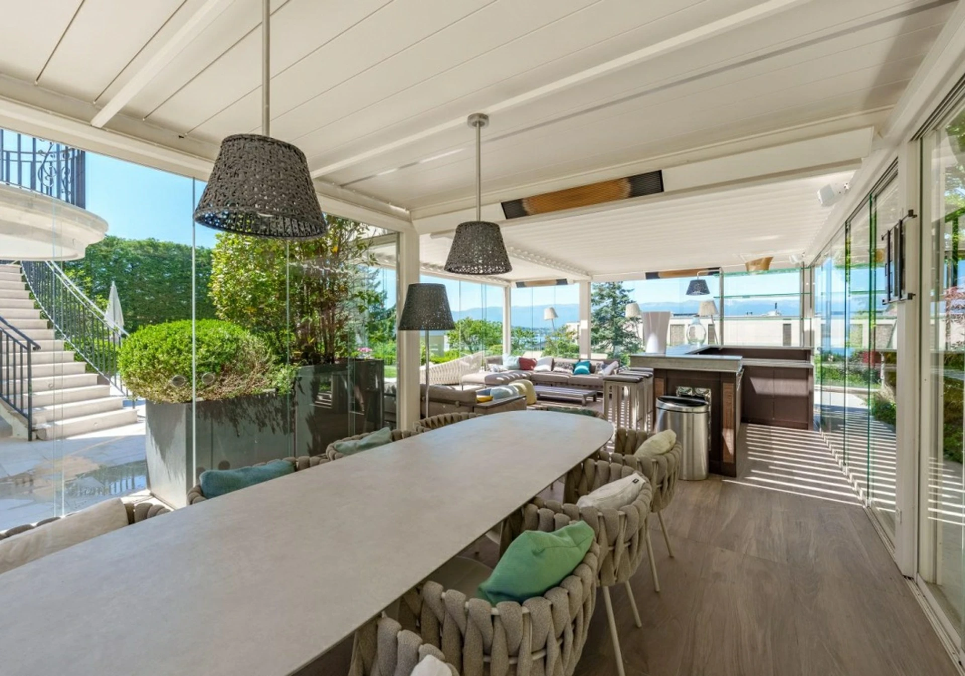 Villa d’exception avec vue lac, piscine et prestations haut de gamme à Cologny