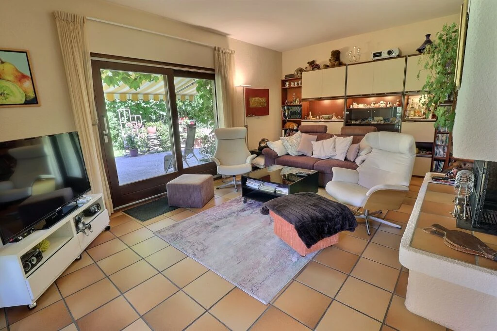 Maison de Charme en Viager Occupé – Opportunité Rare à Veyrier