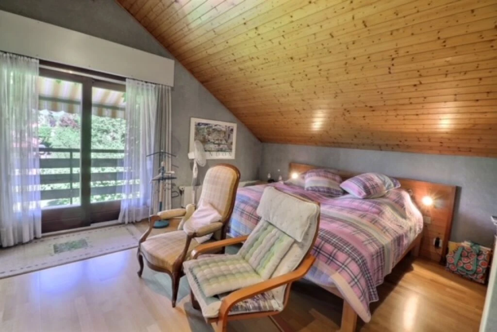Maison de Charme en Viager Occupé – Opportunité Rare à Veyrier
