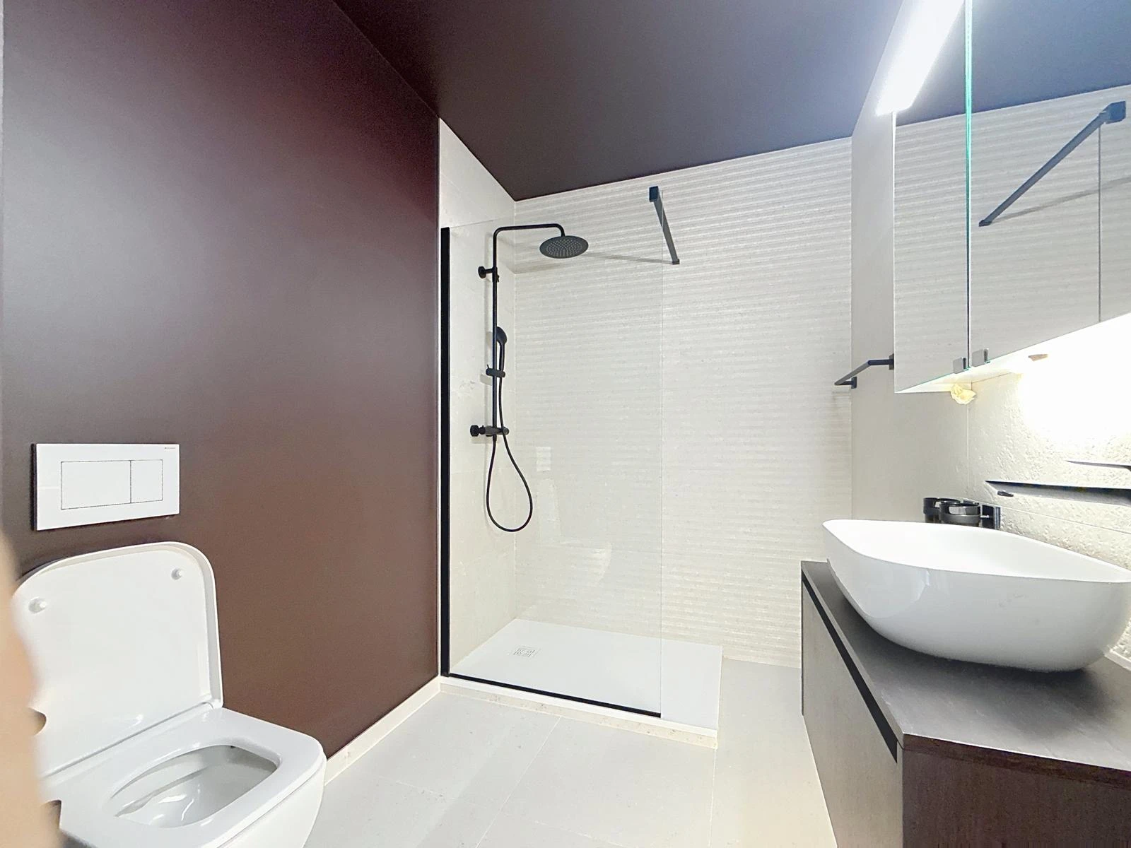 Champel / Parc Bertrand – Appartement 5 pièces en excellent état avec balcon et parking intérieur