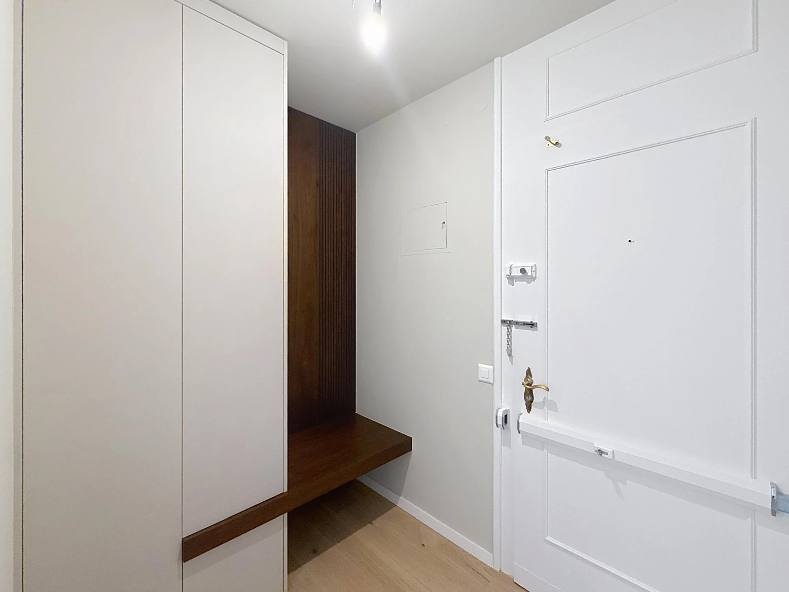 Champel / Parc Bertrand – Appartement 5 pièces en excellent état avec balcon et parking intérieur