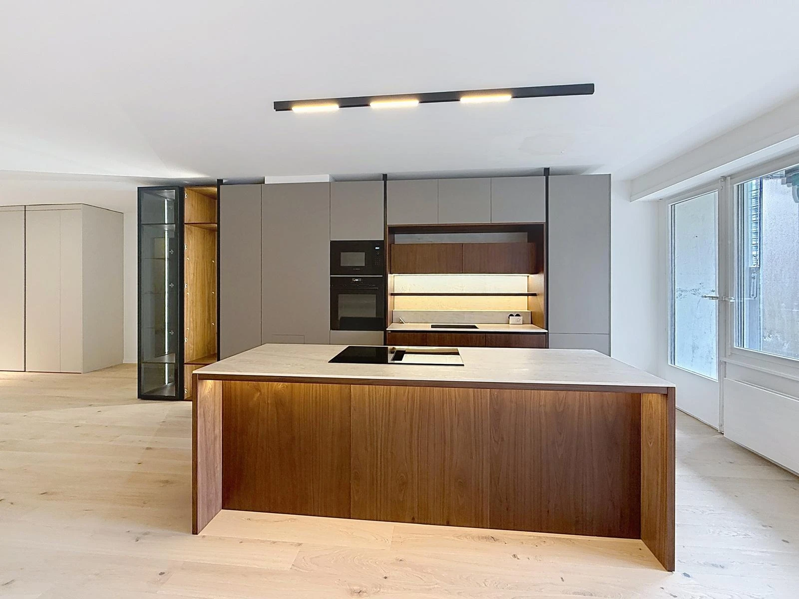 Champel / Parc Bertrand – Appartement 5 pièces en excellent état avec balcon et parking intérieur