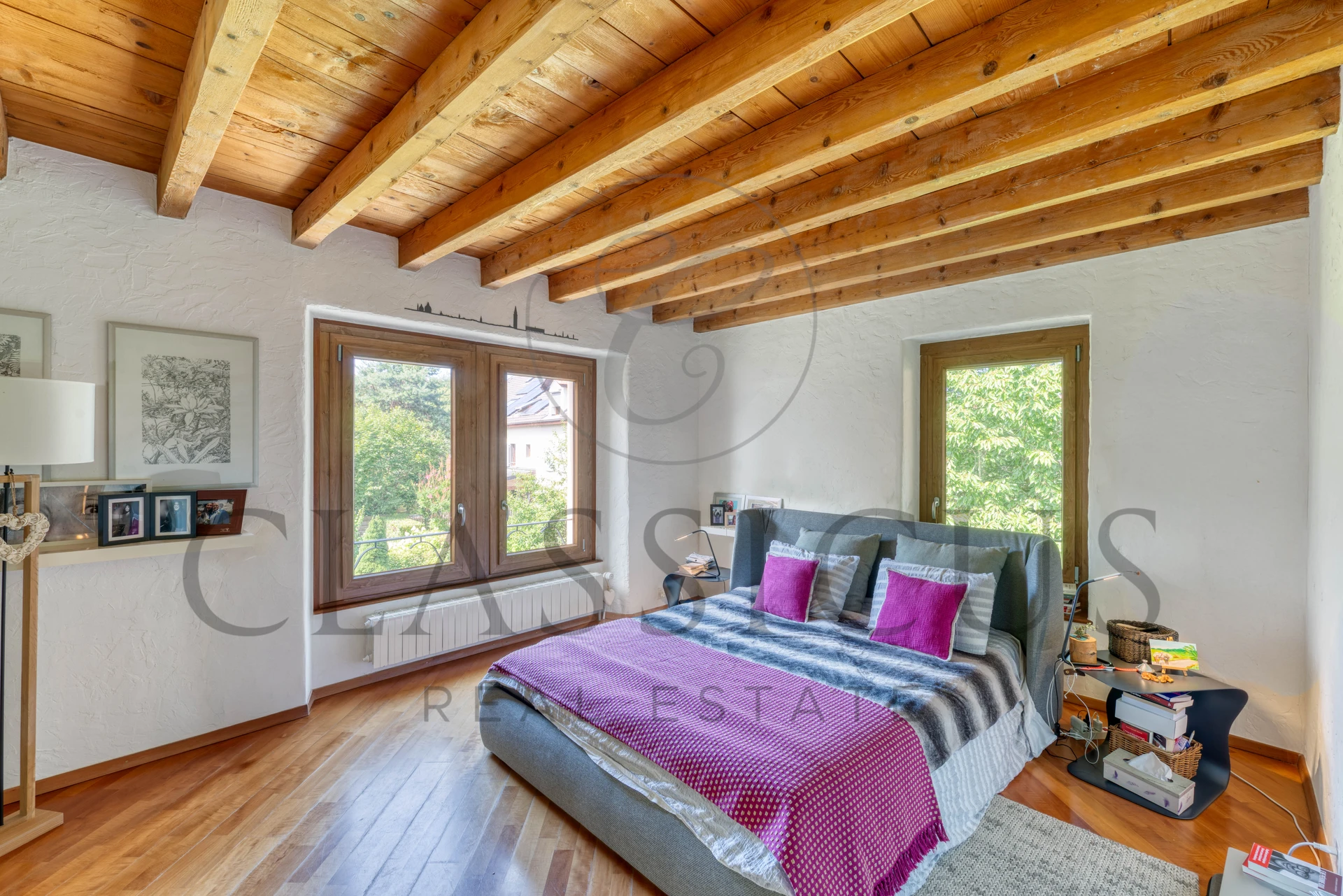Maison de caractère XVIIIe – 330 m², jardin arboré &#038; terrasse jacuzzi à Aire-la-Ville