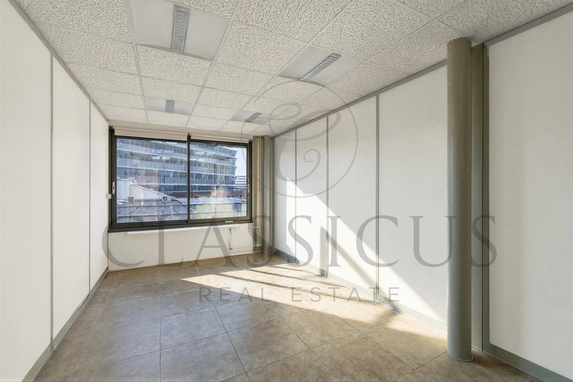 Grande surface de bureaux au 2ème étage – 263 m² – Genève Plainpalais