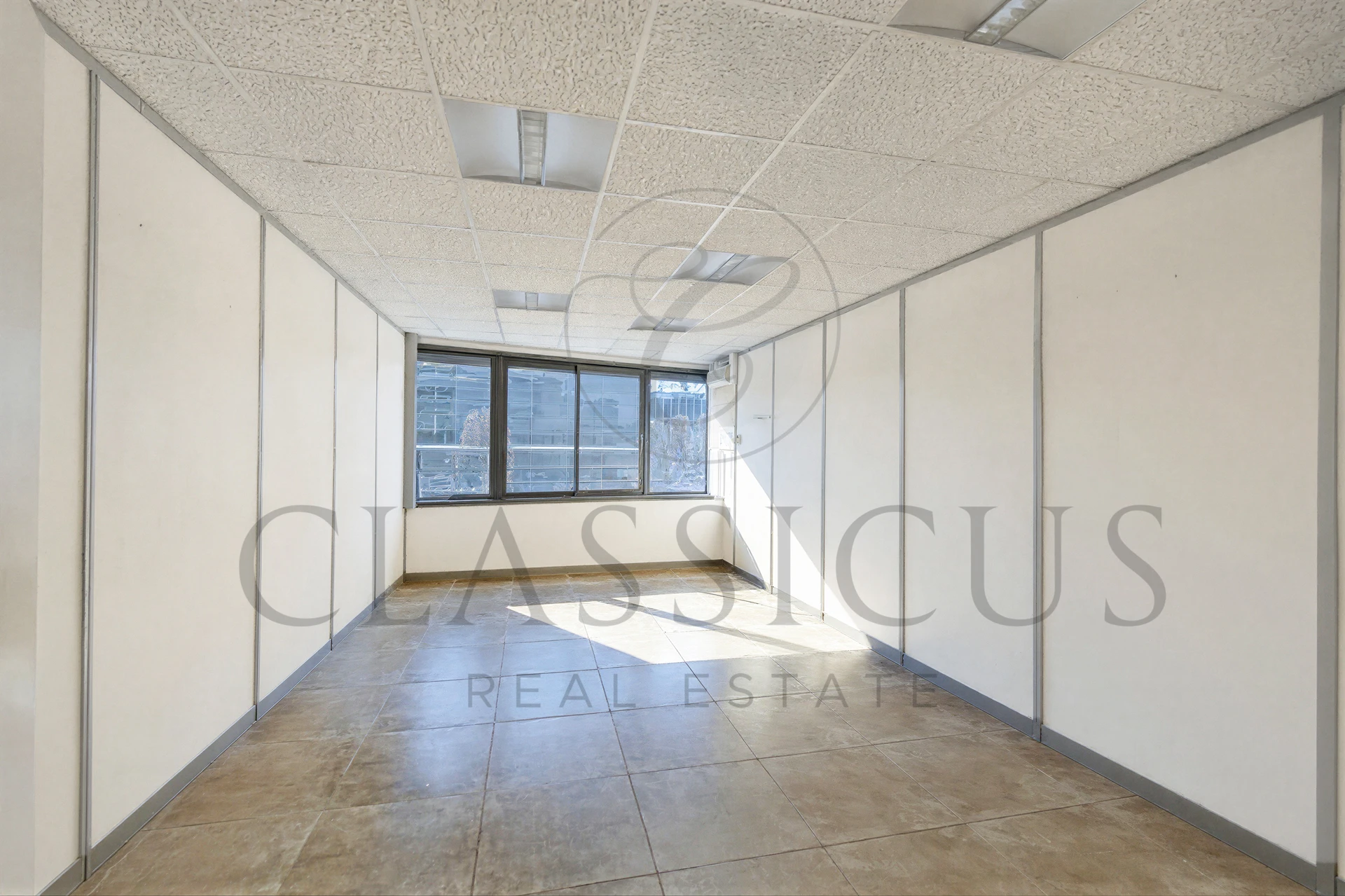 Grande surface de bureaux au 2ème étage – 263 m² – Genève Plainpalais