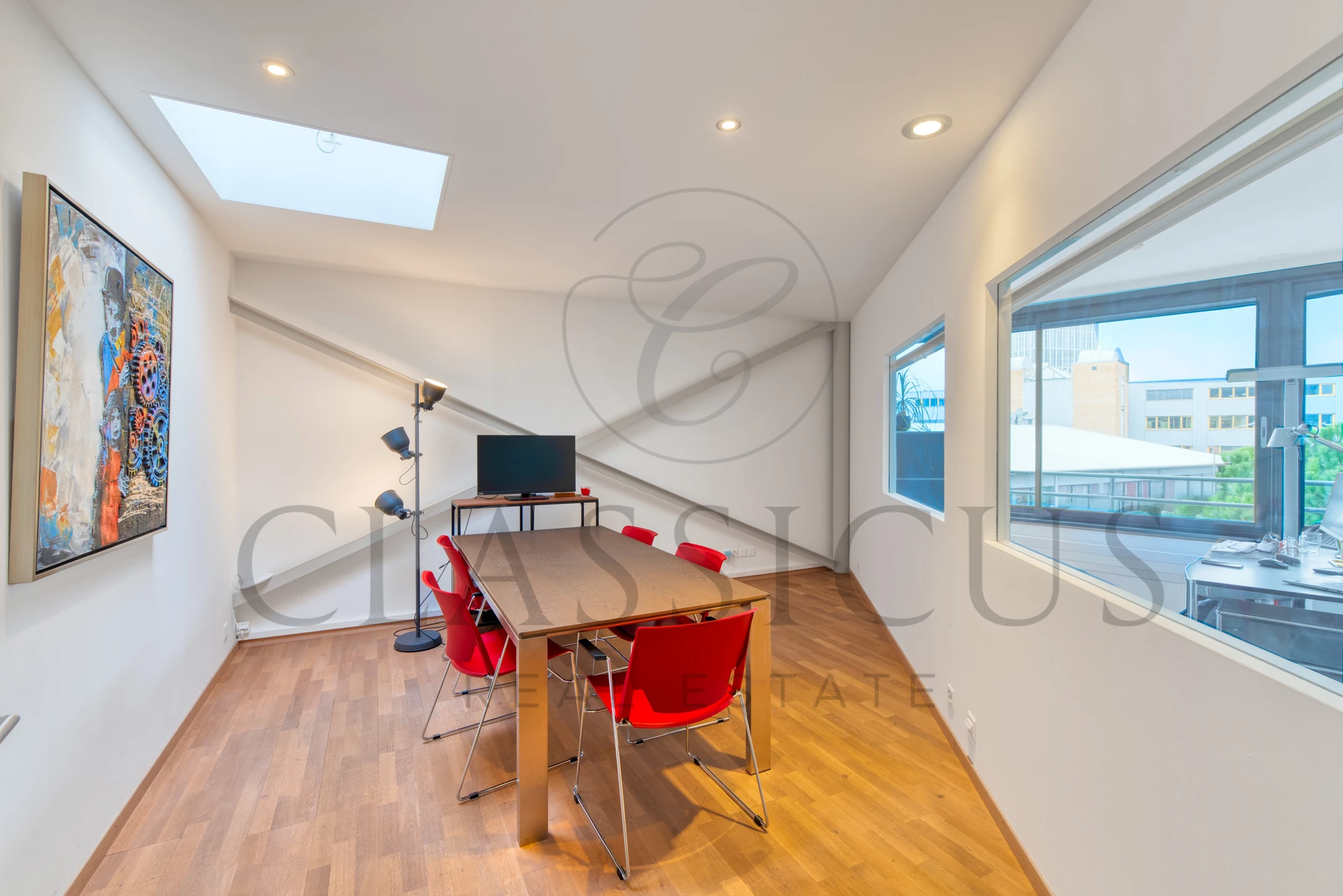 Bureaux professionnels rationnels au 2ème étage – Genève Plainpalais