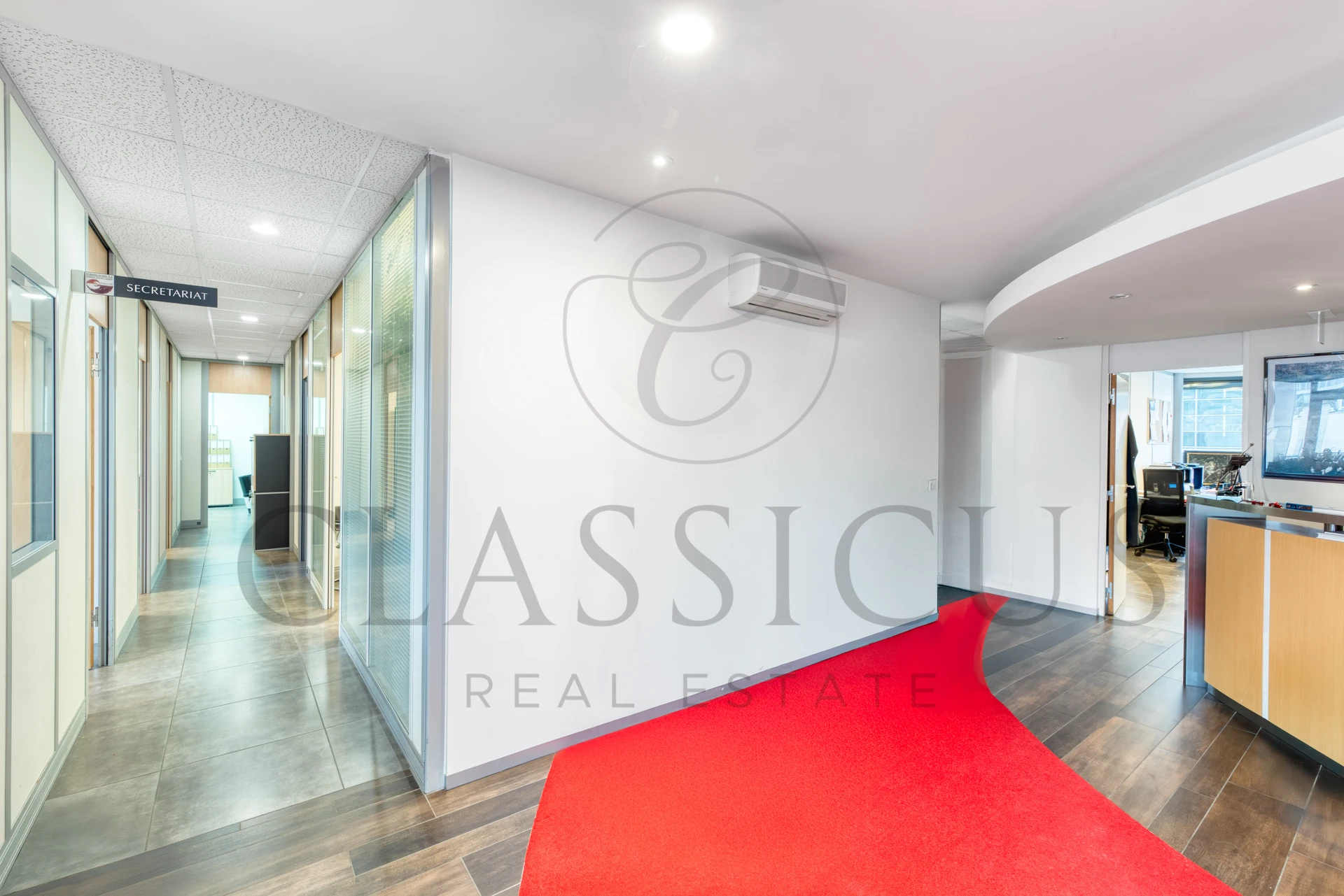 Grande surface de bureaux au 2ème étage – 263 m² – Genève Plainpalais